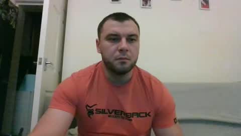 tommyy19901 online show from December 6, 2024, 7:56 pm