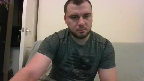 tommyy19901 online show from December 22, 2024, 7:21 pm