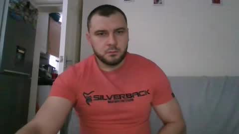 tommyy19901 online show from January 5, 2025, 2:19 pm