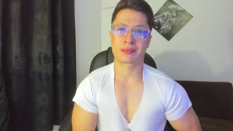 Snapshot of tomson_cruzz chatting on December 21, 2024, 5:03 am Tomson Cruz... Instagram is.. matthew 10441 online show from December 21, 2024, 5:03 am