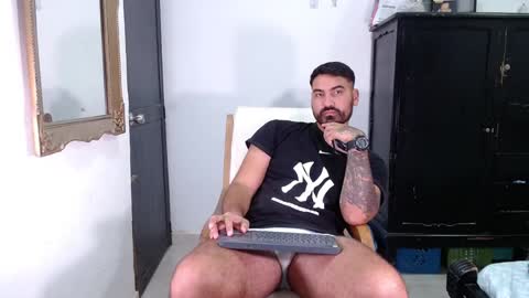 Snapshot of tomy_johnson2 chatting on January 27, 2025, 12:33 am Tomas jhonson online show from January 27, 2025, 12:33 am