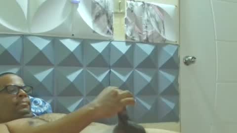 Antonio online show from September 21, 2025, 1:57 pm