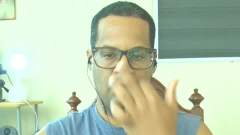 Antonio online show from April 1, 2026, 2:14 pm