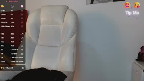 TONI BELMONT online show from February 19, 2025, 9:36 pm