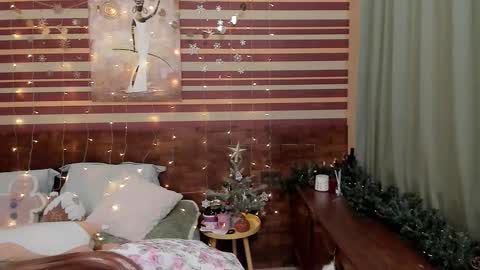 Milana online show from January 9, 2026, 5:32 am