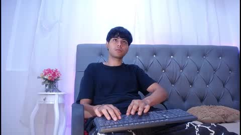 Snapshot of tonnyhawk707 chatting on October 30, 2025, 11:11 am Tonny online show from October 30, 2025, 11:11 am