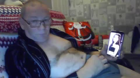 Snapshot of tony14712 chatting on December 13, 2024, 1:04 am tony14712 online show from December 13, 2024, 1:04 am