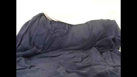 tony980011 online show from February 18, 2025, 12:28 pm