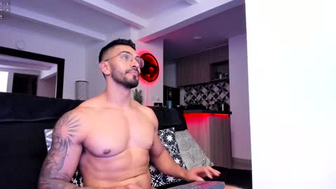 tony muscle1 online show from February 7, 2025, 1:15 am