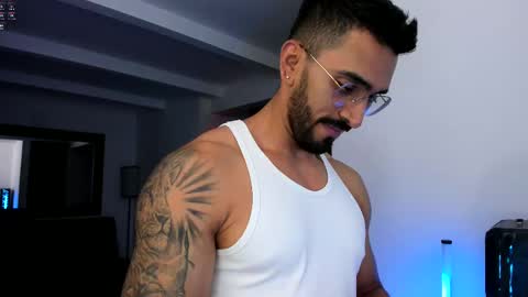 tony muscle1 online show from February 13, 2025, 3:39 am