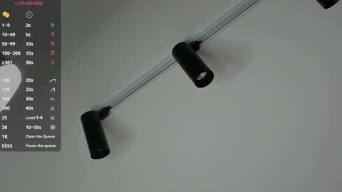 tony_petrov online show from December 14, 2025, 4:18 am