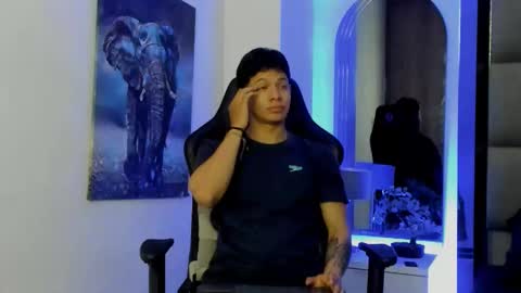 tony_petrov online show from February 12, 2026, 5:46 am