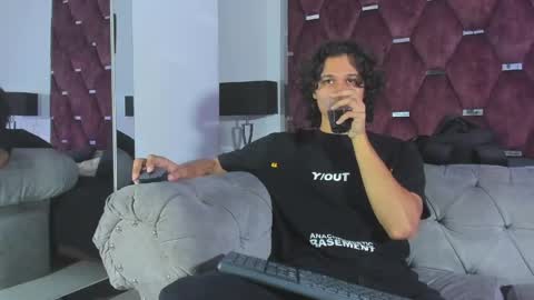 Tony Benedetti online show from May 28, 2026, 8:28 pm