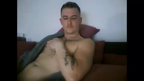 Snapshot of tonystrawberry chatting on April 13, 2026, 8:36 pm tonystrawberry online show from April 13, 2026, 8:36 pm