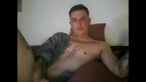 Snapshot of tonystrawberry chatting on May 8, 2026, 12:16 am tonystrawberry online show from May 8, 2026, 12:16 am