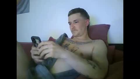 Snapshot of tonystrawberry chatting on May 8, 2026, 8:36 pm tonystrawberry online show from May 8, 2026, 8:36 pm