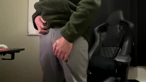 tonytonytony3001 online show from December 10, 2024, 4:02 am