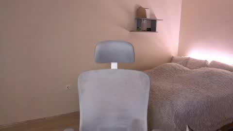 Snapshot of toohornyserj chatting on April 17, 2026, 8:01 pm toohornyserj online show from April 17, 2026, 8:01 pm