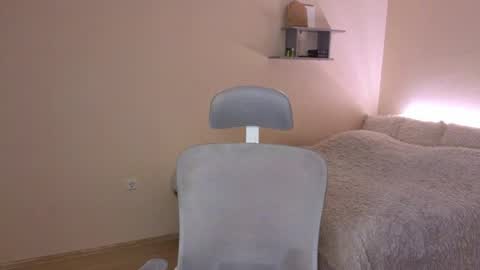 Snapshot of toohornyserj chatting on April 18, 2026, 8:20 pm toohornyserj online show from April 18, 2026, 8:20 pm