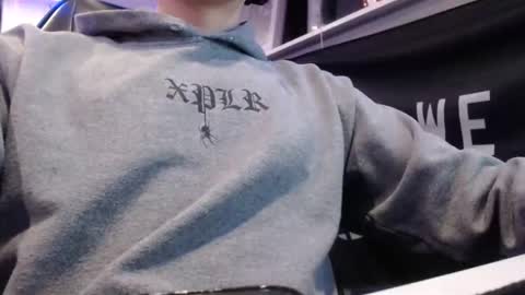 Snapshot of toolitdick chatting on November 24, 2025, 5:40 am toolitdick online show from November 24, 2025, 5:40 am