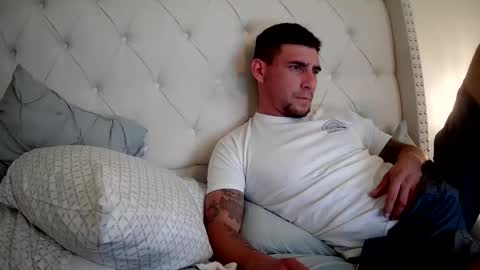 toomuchsmoke online show from November 17, 2025, 1:55 am