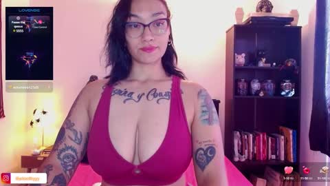 toothyy online show from January 21, 2025, 2:26 pm