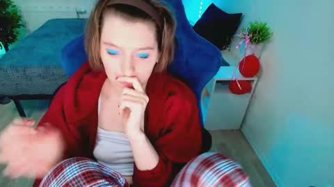 topcranberry online show from October 27, 2025, 2:04 am