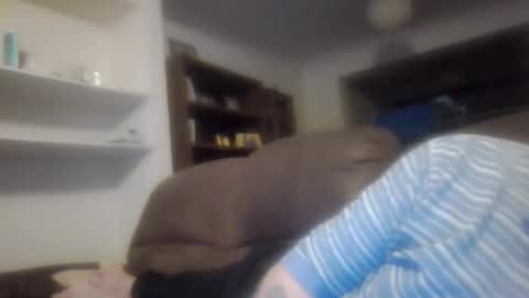 topfoxs30 online show from November 4, 2025, 7:24 pm