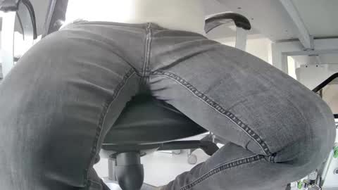 toponipi10 online show from September 18, 2025, 3:25 pm