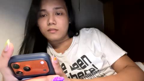 torn_alexis online show from April 17, 2026, 3:09 am