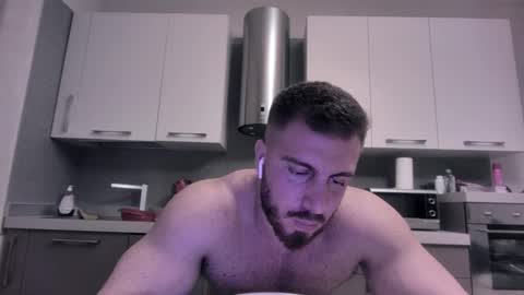 toro_arrapato online show from December 17, 2024, 12:12 am