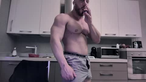 toro_arrapato online show from January 7, 2025, 3:12 pm