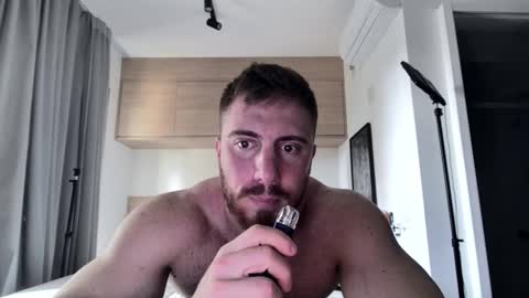 toro_arrapato online show from January 19, 2025, 3:32 pm