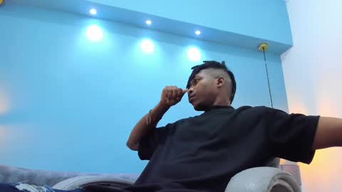 Torybigdick online show from September 19, 2025, 7:47 pm