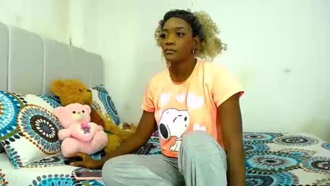 tory_montannaxx online show from June 29, 2026, 8:53 am
