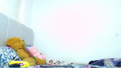 tory_montannaxx online show from July 5, 2026, 4:19 am