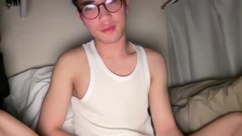 Snapshot of toshikaro0 chatting on February 10, 2025, 4:36 pm Karo online show from February 10, 2025, 4:36 pm