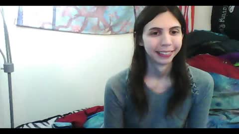 Luna online show from March 4, 2025, 2:49 am