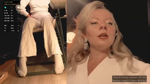Madam Viktoria   Vacation in Portugal  2811 - 0412 online show from May 31, 2026, 1:51 pm