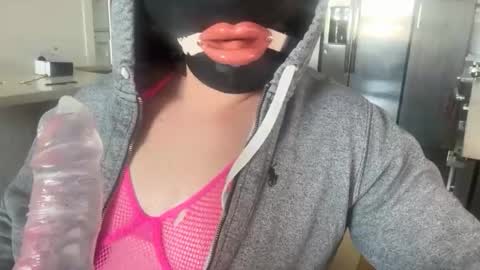 Snapshot of towelslut chatting on May 16, 2026, 7:12 pm 2AMRevelations online show from May 16, 2026, 7:12 pm