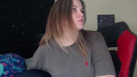 Snapshot of toxiclilly chatting on December 7, 2024, 11:40 am Lilly Miss Mistress Goddess Maam Queen Boss online show from December 7, 2024, 11:40 am