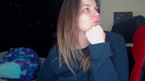 Snapshot of toxiclilly chatting on December 19, 2024, 8:34 am Lilly Miss Mistress Goddess Maam Queen Boss online show from December 19, 2024, 8:34 am