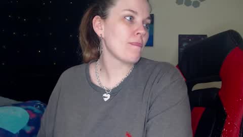 Snapshot of toxiclilly chatting on February 8, 2025, 12:28 pm Lilly Miss Mistress Goddess Maam Queen Boss online show from February 8, 2025, 12:28 pm