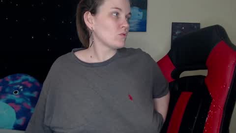 Snapshot of toxiclilly chatting on February 12, 2025, 9:31 am Lilly Miss Mistress Goddess Maam Queen Boss online show from February 12, 2025, 9:31 am