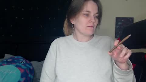 Snapshot of toxiclilly chatting on March 11, 2025, 7:04 am Lilly Miss Mistress Goddess Maam Queen Boss online show from March 11, 2025, 7:04 am