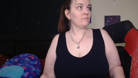 Snapshot of toxiclilly chatting on October 5, 2025, 8:45 am Lilly Miss Mistress Goddess Maam Queen Boss online show from October 5, 2025, 8:45 am