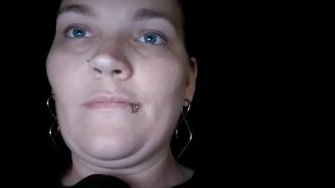 Lilly Miss Mistress Goddess Maam Queen Boss online show from May 13, 2026, 6:16 pm