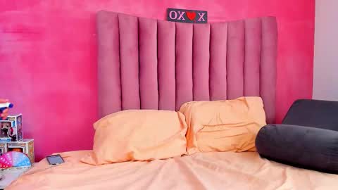 toxiclove01 online show from December 20, 2025, 7:21 pm