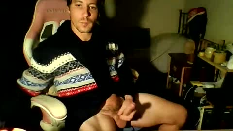 toyboysquirt online show from May 17, 2026, 12:12 pm