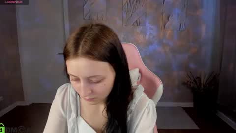 Snapshot of tracey_gill chatting on June 8, 2026, 9:09 am tracey_gill online show from June 8, 2026, 9:09 am